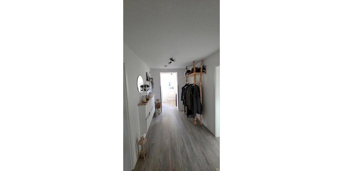 Erdgeschoßwohnung Gützkow - 3 Zimmer, 110 m&sup2;, 1.350&euro; | Angebot:26585502