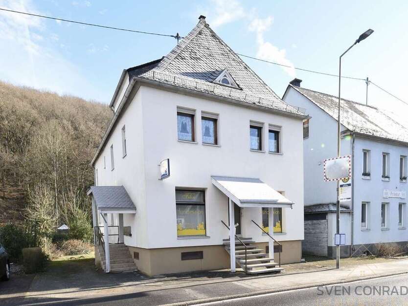 Haus zum Kaufen in Idar-Oberstein 155.000 € 215 m²
