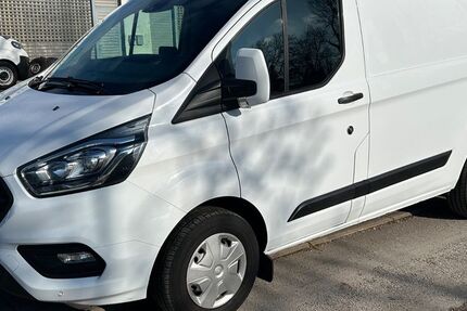 Ford Transit Custom 79.634 km 19.990 &euro; München 81825