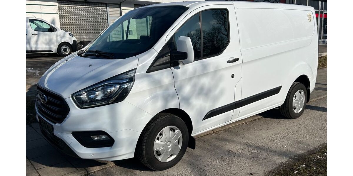 Ford Transit Custom 79.634 km 19.990 &euro; München 81825