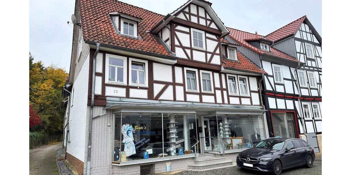Reizvolles Wohn- und Geschäftshaus im Ortskern von Oberkaufungen 1 zimmer