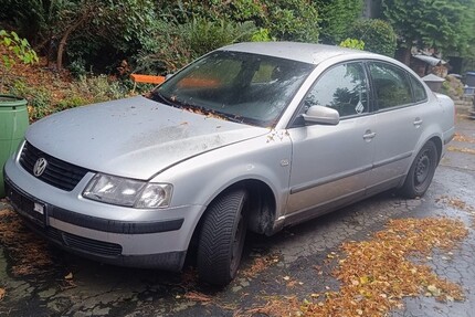 VW Passat B5 149.000 km 1.120 € Zwickau 08056