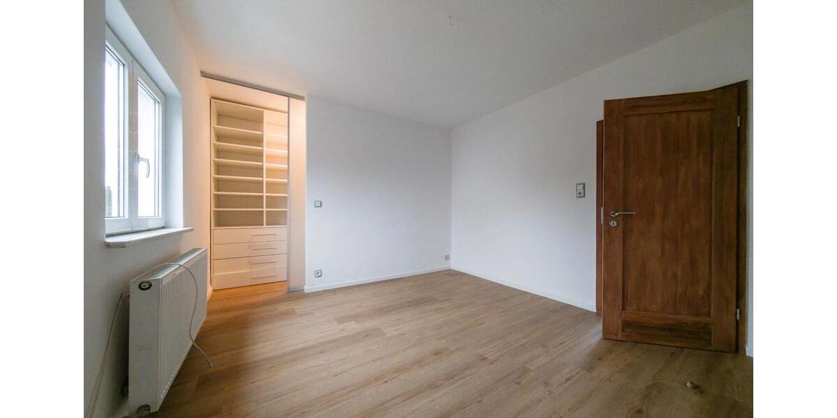 Einfamilienhaus Ernsgaden - 6 Zimmer, 157 m&sup2;, 1.500&euro; | Angebot:25442073
