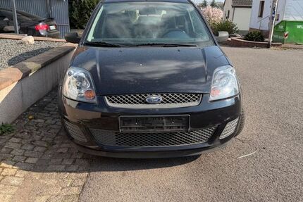 Ford Fiesta 178.800 km 2.150 &euro; Völklingen 66333