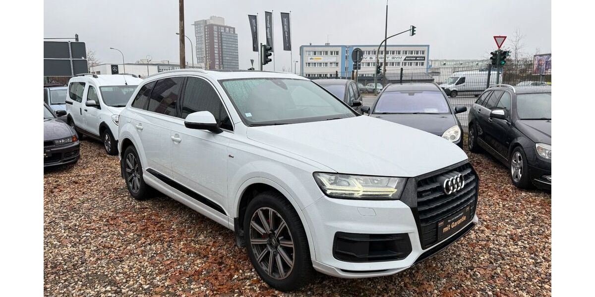 Audi Q7 171.113 km 22.500 &euro; Potsdam 14480