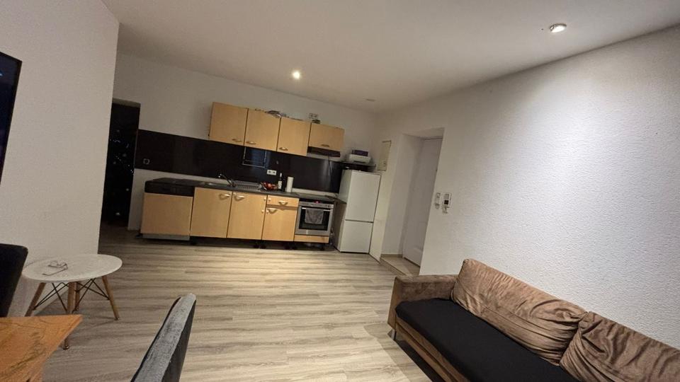 Mehrfamilienhaus, Wohnhaus Landau an der Isar - 14 Zimmer, 380 m&sup2;, 740.000&euro; | Angebot:26091158