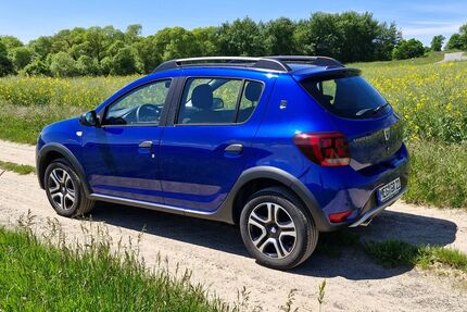 Dacia Sandero 41.000 km 13.100 &euro; Malsfeld 34323