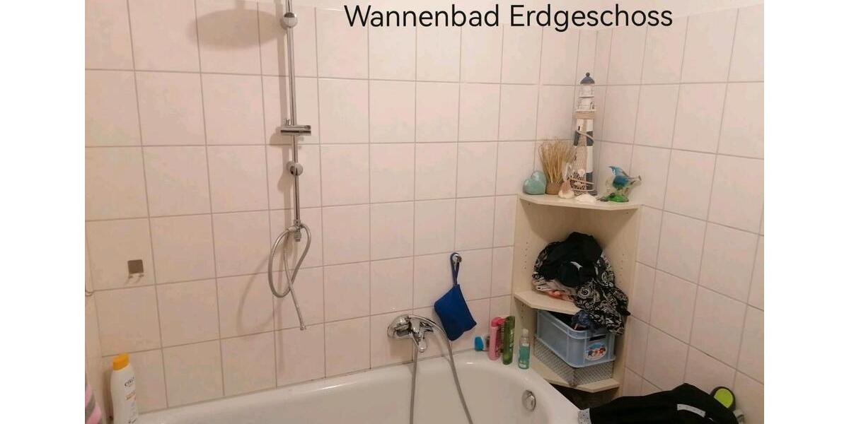 Doppelhaushälfte Lage - 5 Zimmer, 159 m&sup2;, 1.580&euro; | Angebot:26215495