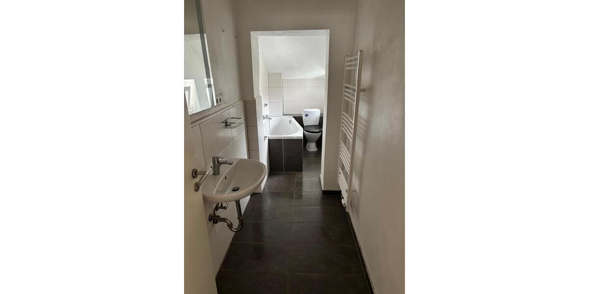 Reihenhaus Saarlouis - 4 Zimmer, 110 m&sup2;, 960&euro; | Angebot:26132507