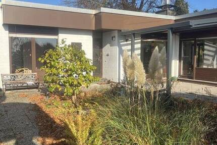 Traum-Bungalow mit Terasse und Einliegerwohnung 4 zimmer