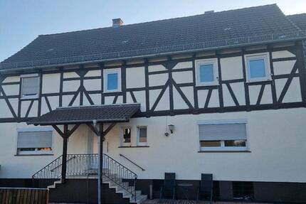 Haus Wabern - 6 Zimmer, 186 m&sup2;, 275.000&euro; | Angebot:27098030
