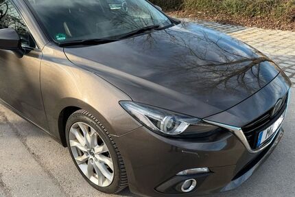 Mazda 3 157.000 km 9.500 &euro; Oberschleißheim 85764