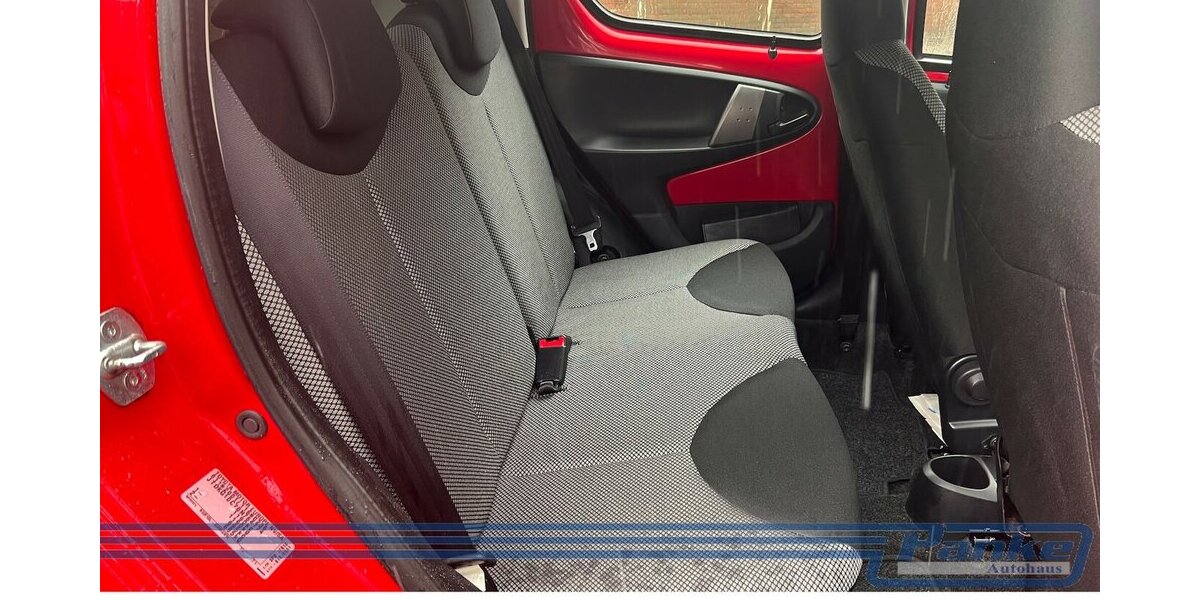 Toyota Aygo Cool Go 5trg*NAV*BT*Klima*LED*USB*Allwetter 119.619 km 5.290 &euro; Berlin 13187