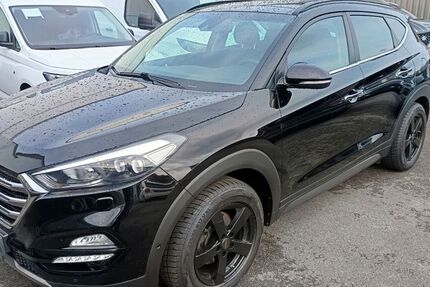 Hyundai TUCSON 167.000 km 13.900 &euro; Außernzell 94532