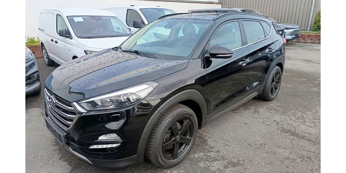 Hyundai TUCSON 167.000 km 13.900 &euro; Außernzell 94532