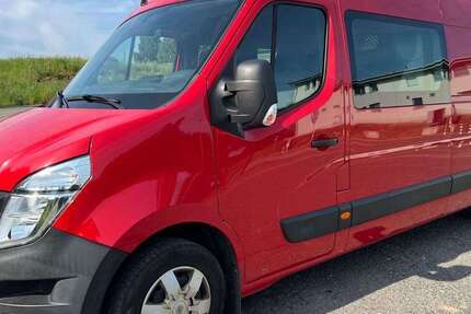 Nissan NV400