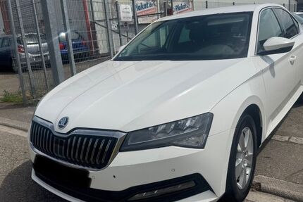 Skoda Superb 405.000 km 8.900 &euro; KEHL 77694