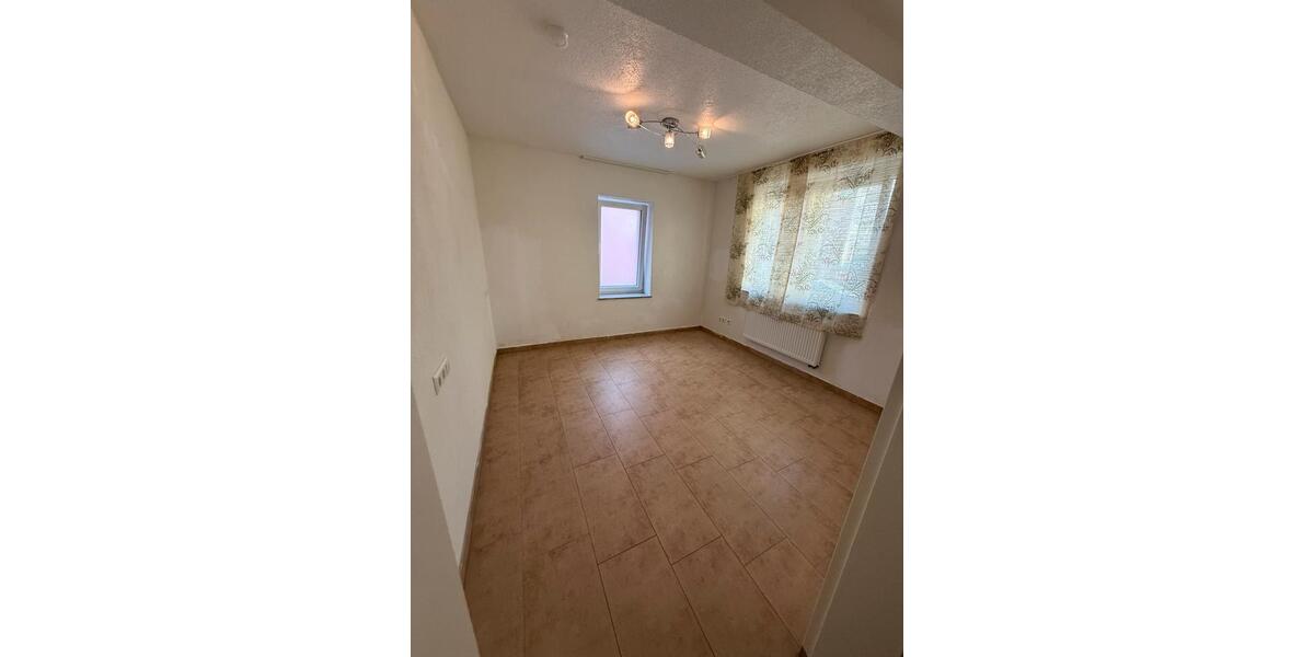 Erdgeschoßwohnung Aalen - 3 Zimmer, 75 m&sup2;, 850&euro; | Angebot:26382637