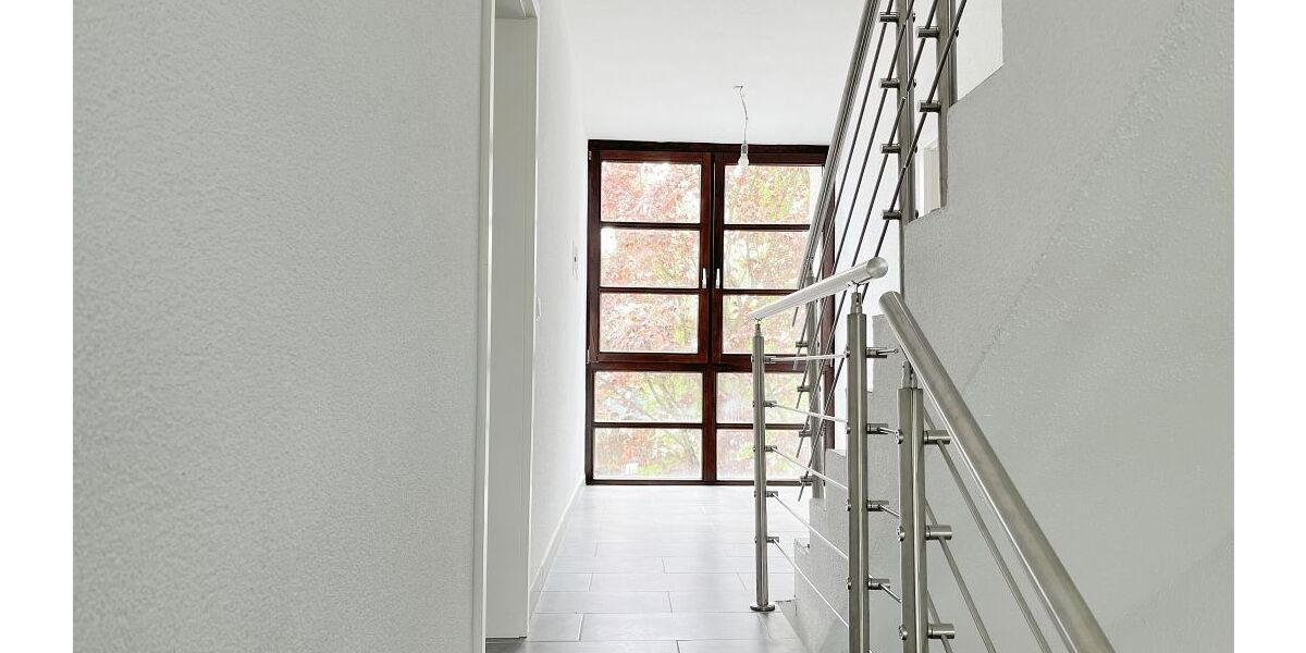 Vielseitig nutzbares Gewerbeanwesen mit großzügigem repräsentativem Wohnhaus zimmer