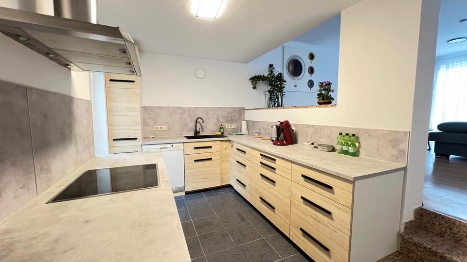 Erdgeschoßwohnung Würzburg Lengfeld - 3 Zimmer, 88 m&sup2;, 1.350&euro; | Angebot:26407146