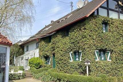 Haus Much Wellerscheid - 9 Zimmer, 222 m&sup2;, 517.000&euro; | Angebot:25406885