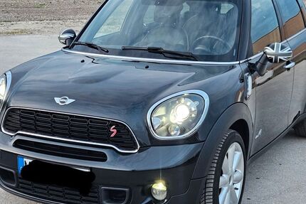 Mini Countryman S (Cooper) 159.980 km 9.400 &euro; München 80937