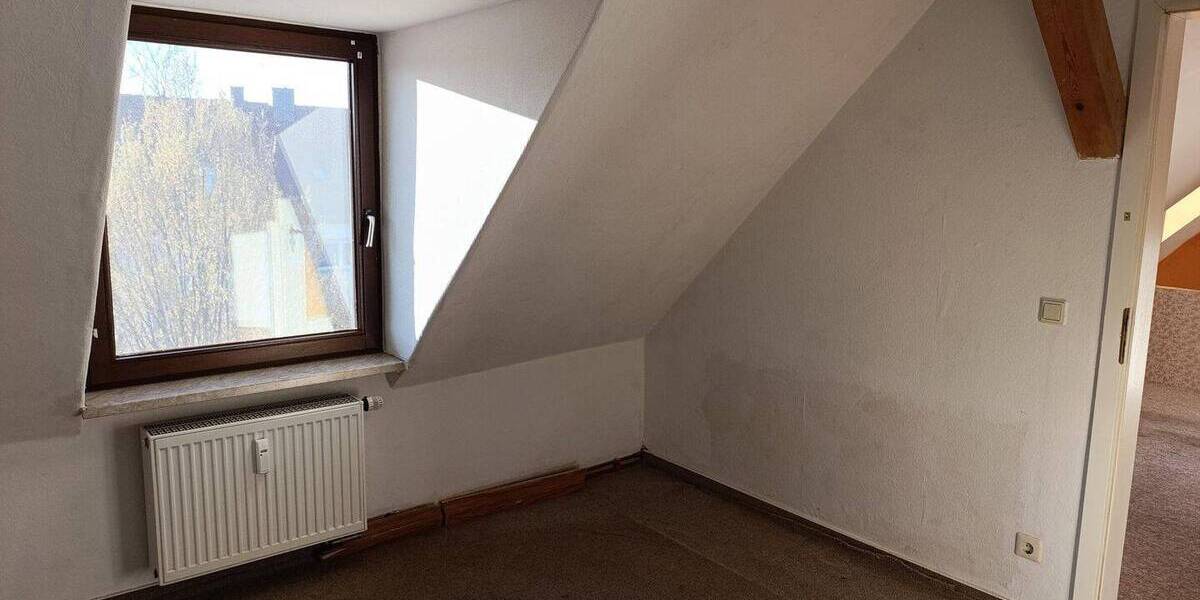 Etagenwohnung Naumburg - 4 Zimmer, 67 m&sup2;, 105.000&euro; | Angebot:26638298