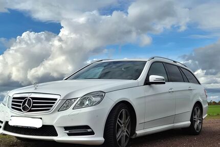 Mercedes-Benz E 220 180.000 km 13.400 &euro; Osternienburger Land 06386