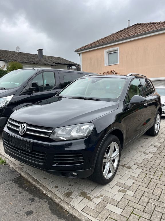 VW Touareg 200.000 km 15.900 € Weilburg 35781