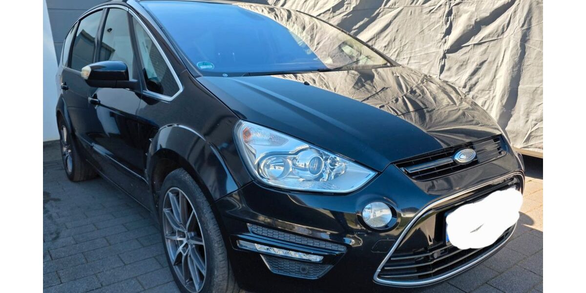 Ford S-Max 270.657 km 2.600 &euro; Lage 32791