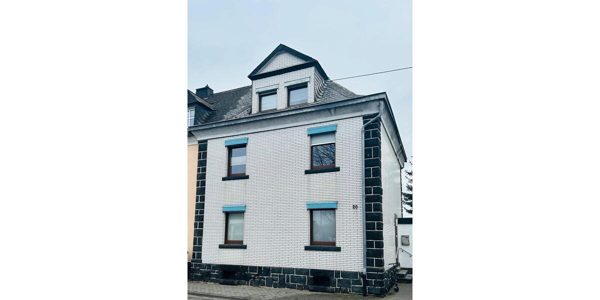 Reihenhaus Plaidt - 7 Zimmer, 140 m&sup2;, 279.000&euro; | Angebot:24598262