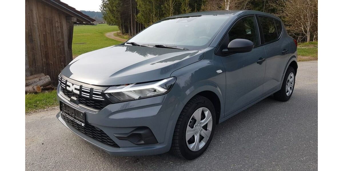 Dacia Sandero 30.865 km 13.900 &euro; Grafenau 94481