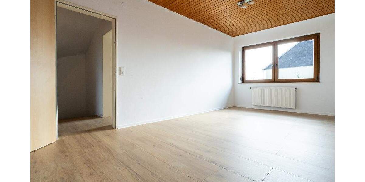 Reihenmittelhaus Stuhr Varrel - 5 Zimmer, 130 m&sup2;, 295.000&euro; | Angebot:25879614