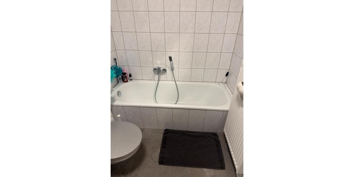 Dachgeschoßwohnung Gera Debschwitz - 2 Zimmer, 80 m&sup2;, 810&euro; | Angebot:25418616