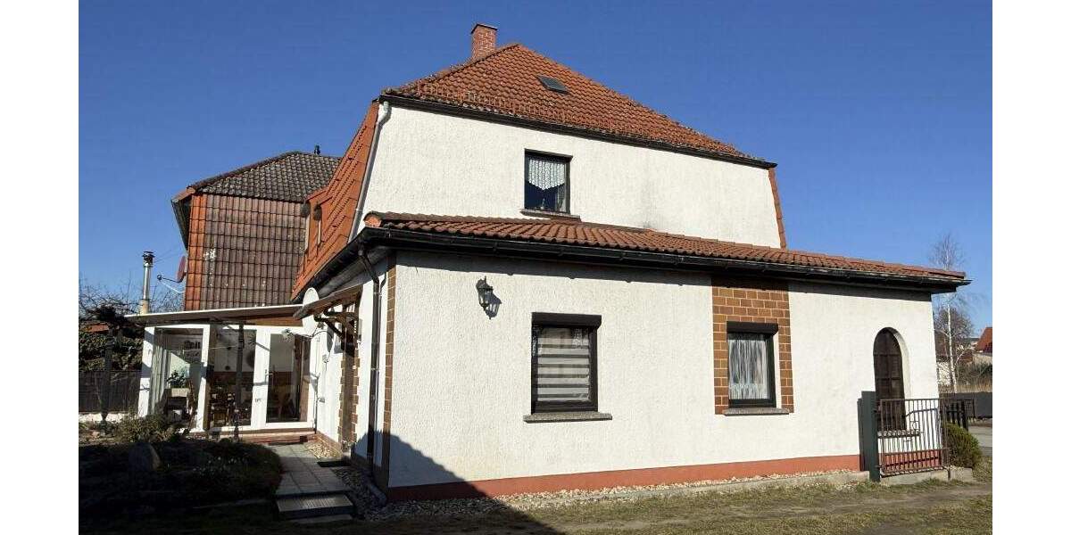 Doppelhaushälfte Gröditz Nauwalde - 4 Zimmer, 132 m&sup2;, 175.000&euro; | Angebot:24858559