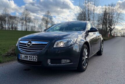 Opel Insignia 92.500 km 4.990 &euro; Bergisch Gladbach 51467