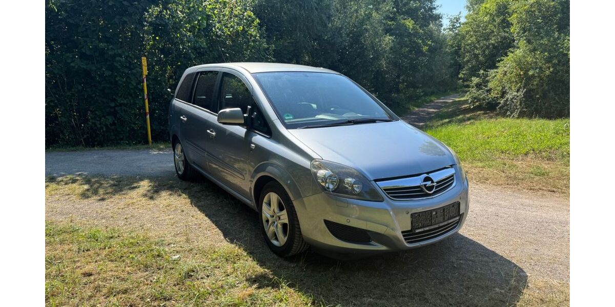 Opel Zafira 166.000 km 3.999 &euro; Mühlacker 75417