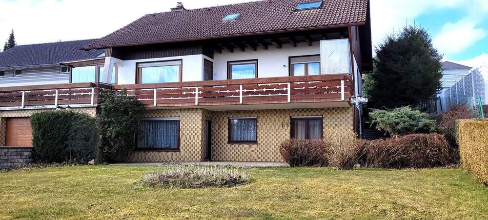 Ruhe und Natur: Einfamilienhaus mit Einliegerwohnung auf traumhaftem Grundstück 9 zimmer