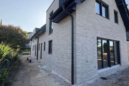 Haus zum Mieten in Hamminkeln 1.350 € 102 m² 3 zimmer