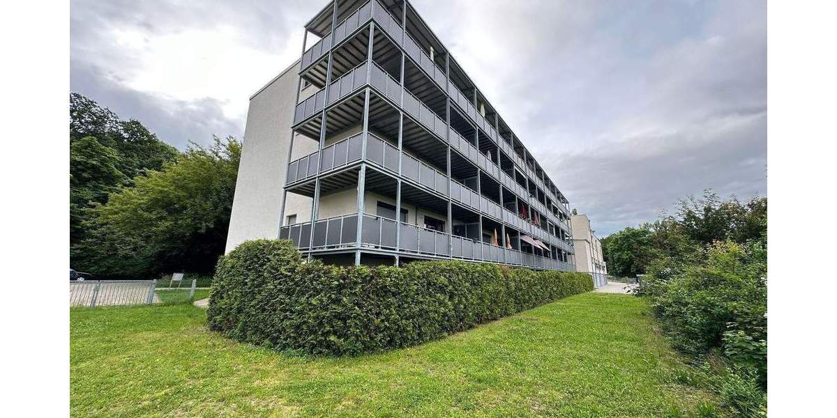 Etagenwohnung Naumburg (Saale) Naumburg - 2 Zimmer, 45 m&sup2;, 71.900&euro; | Angebot:25729820
