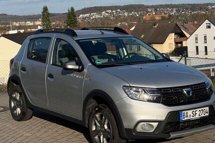 Dacia Sandero 101.000 km 7.500 &euro; Bamberg 96047