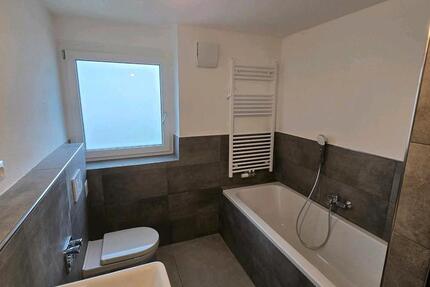 Wohnung Kraichtal - 5.5 Zimmer, 135 m&sup2;, 1.250&euro; | Angebot:26317427