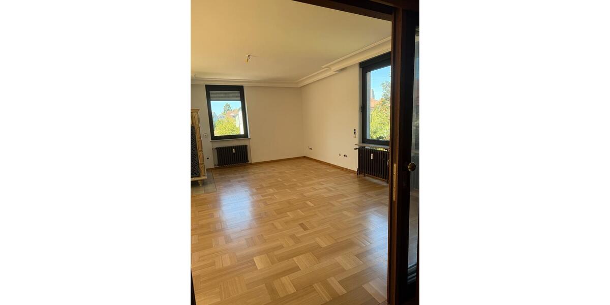 Renovierte Wohnung 4 zimmer