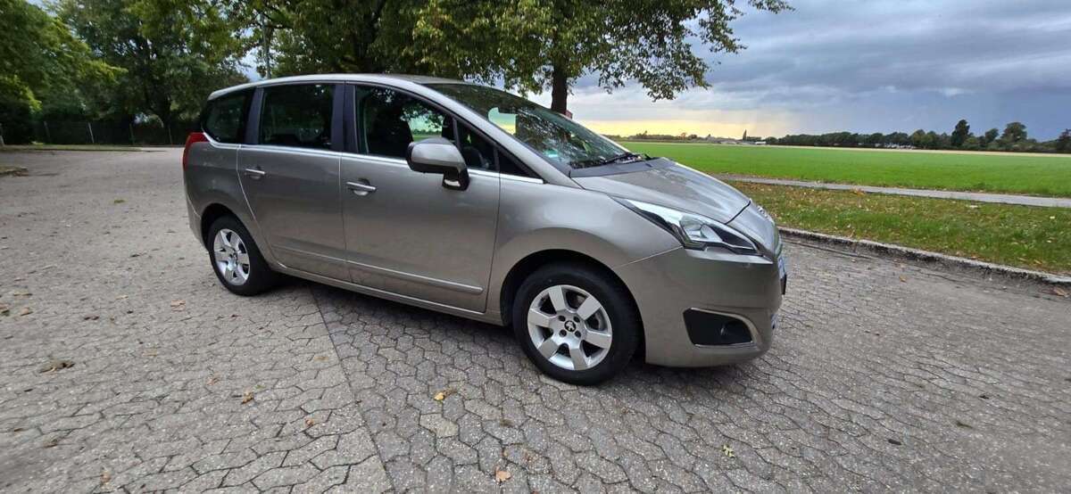 Peugeot 5008 162.000 km 7.500 € Krefeld 47839