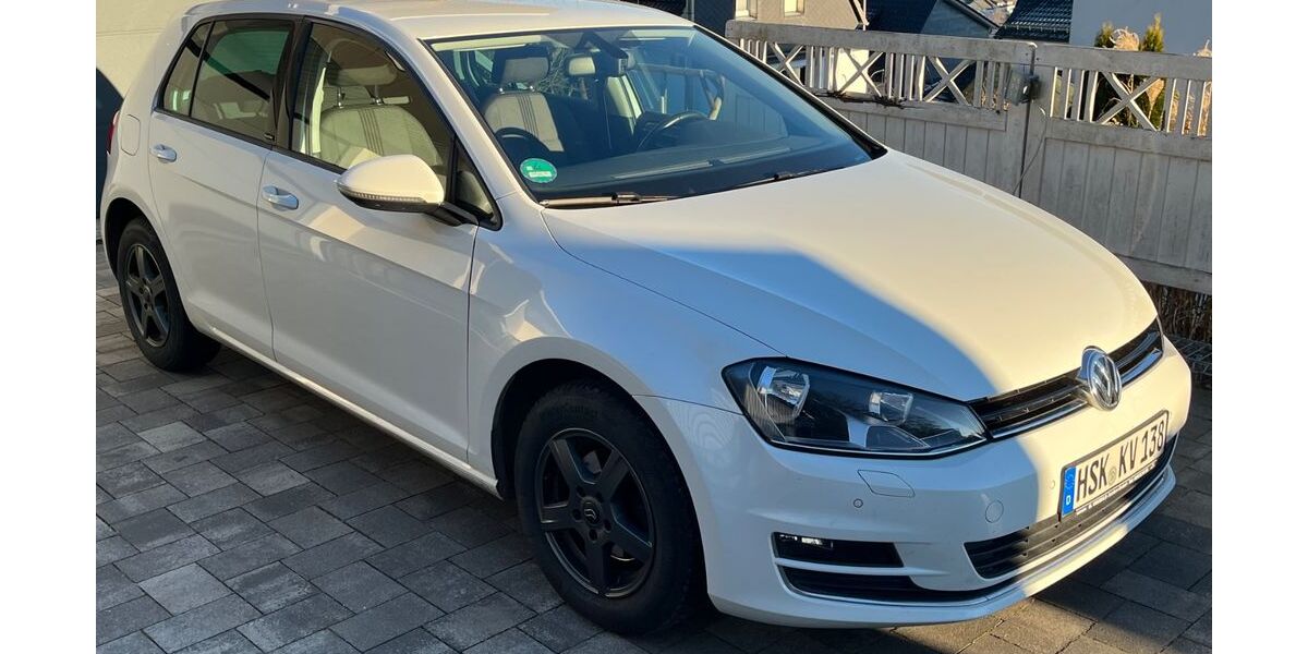 VW Golf 139.000 km 9.700 &euro; Sundern (Sauerland) 59846