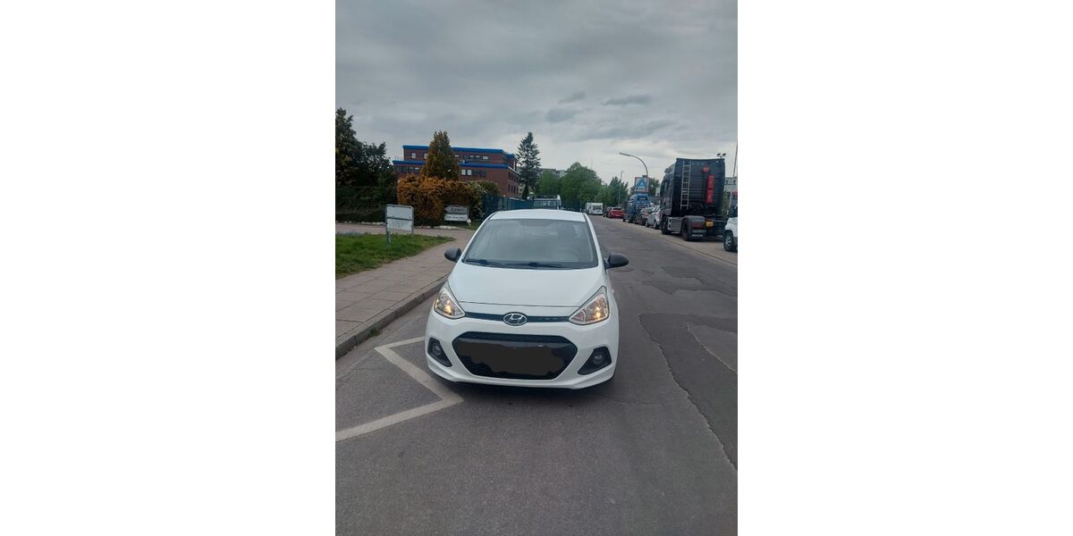 Hyundai i10 141.638 km 5.850 &euro; Hamburg 22455