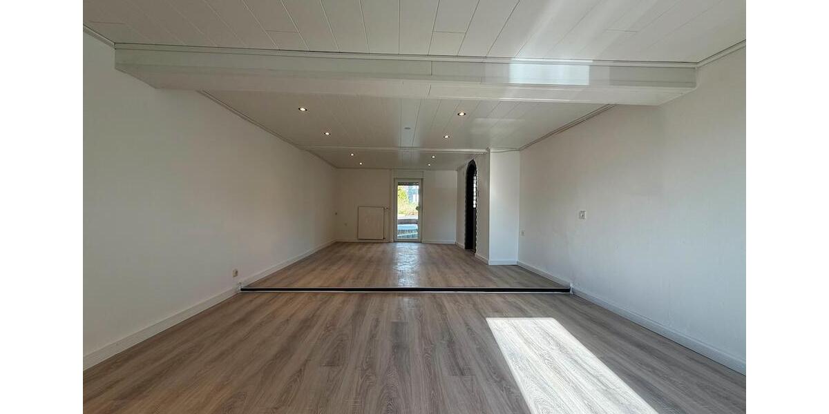 Doppelhaushälfte Neunkirchen - 5 Zimmer, 111 m&sup2;, 720&euro; | Angebot:26277794