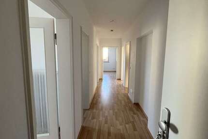 Wohnung Germering Harthaus - 4 Zimmer, 83 m&sup2;, 1.990&euro; | Angebot:27134470