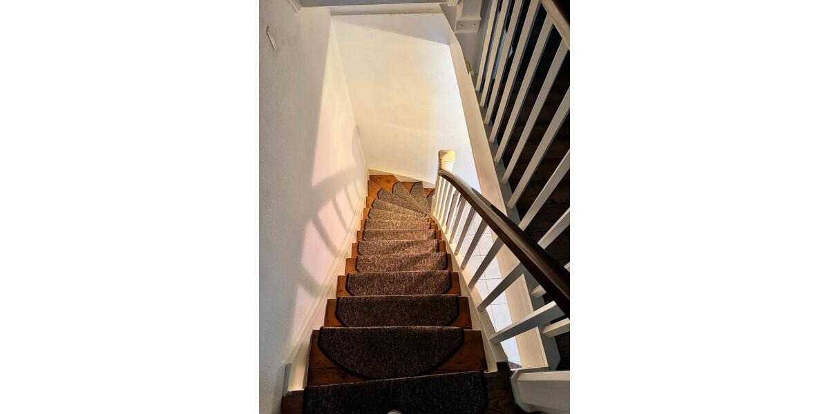 EFH 3ZK Bad mit abgeschlossenem Innenhof, Laube und Außen-WC 3 zimmer