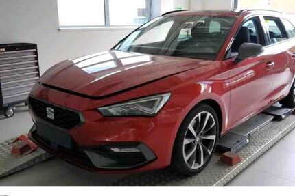 Seat Leon 42.703 km 22.750 € Bernsdorf 09337
